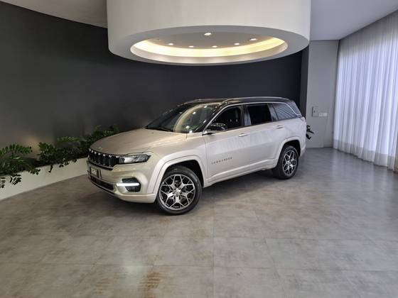 JEEP COMMANDER 2.0 TD380 TURBO DIESEL OVERLAND AT9